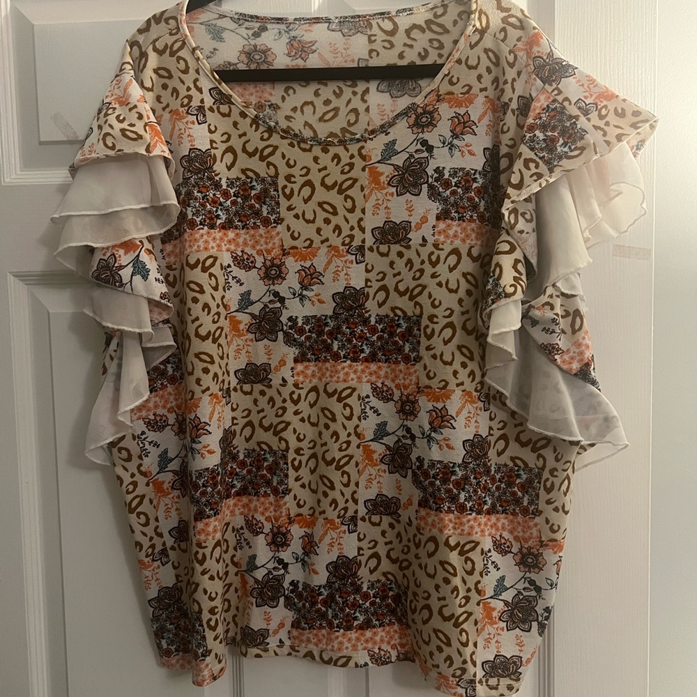 Floral and Leopard Print Ruffle Sleeve Top 3X